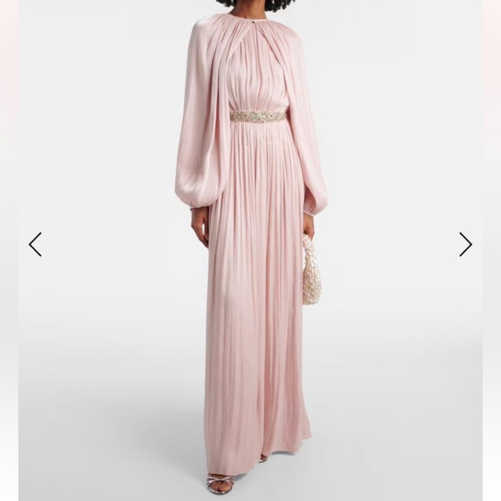 Gorgeous costarellos evening gown
Brand new in box!!
Originally $2,000